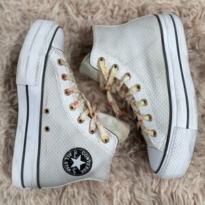 Converse High-Top Platform Shoes size 7 women’s